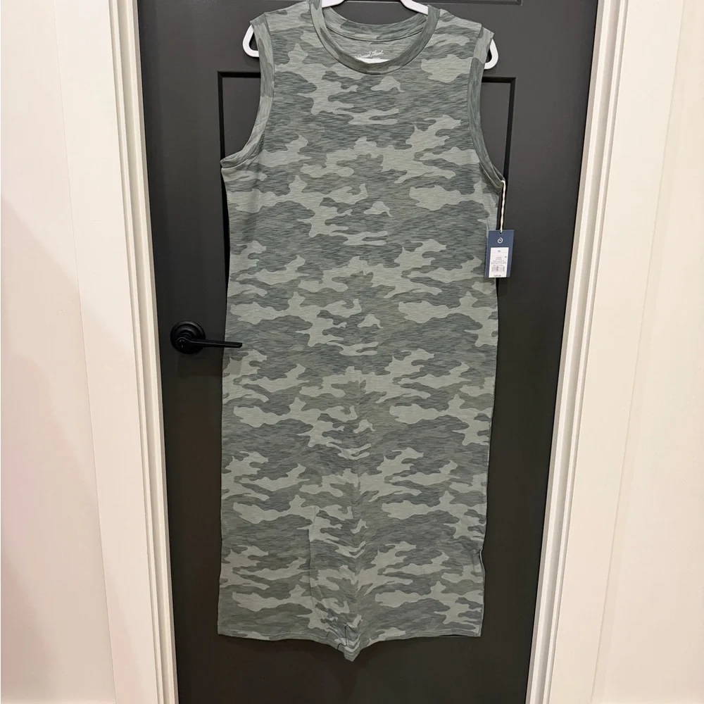 Universal Thread Green Camo Midi Dress - Picture 1 of 1